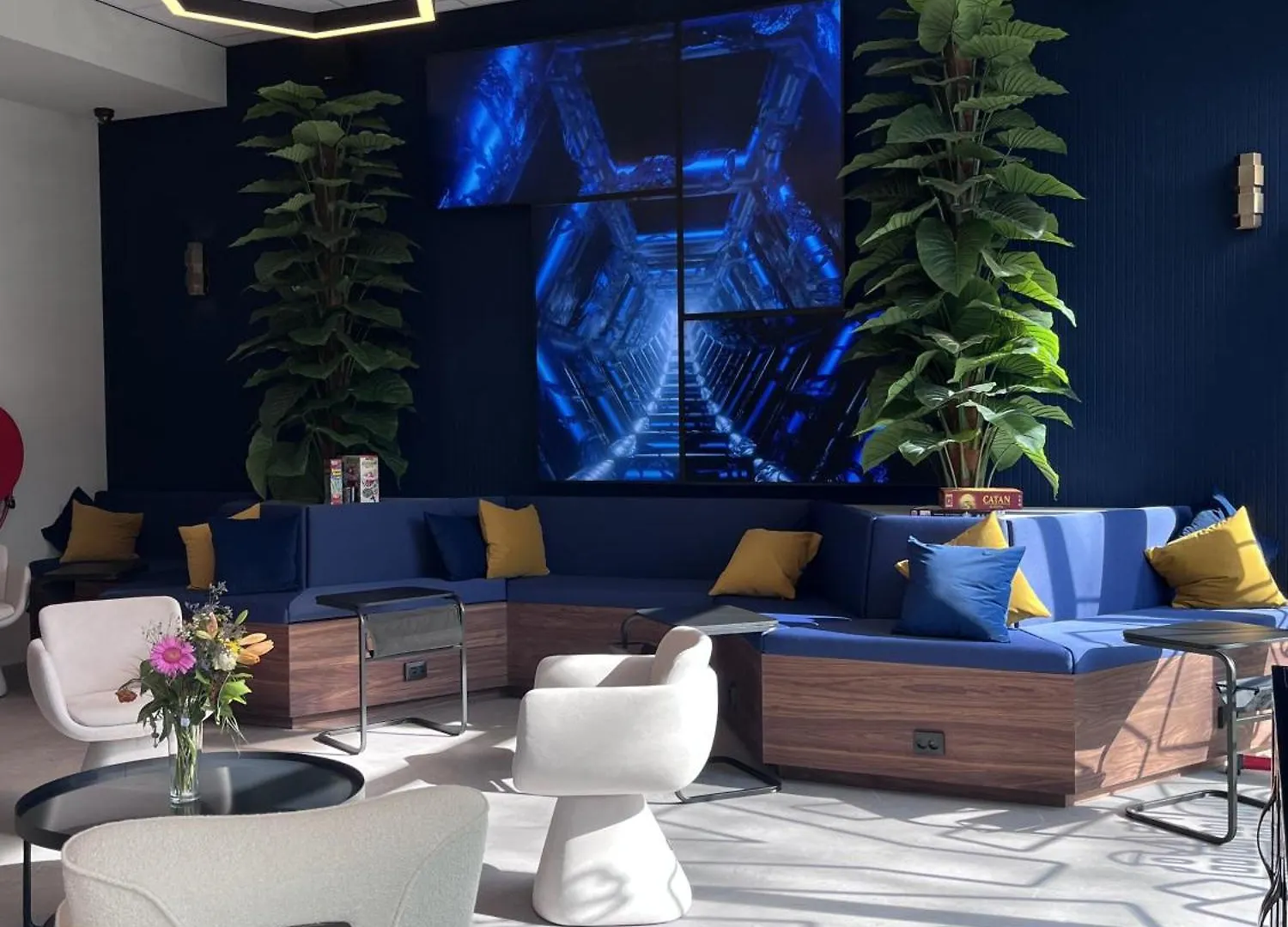 The Hyve Capsule Hostel 암스테르담 0*,  네덜란드